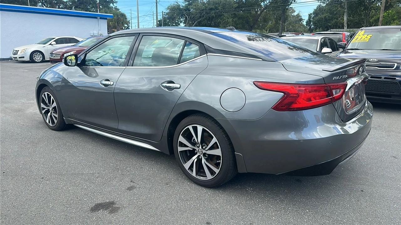 Nissan Maxima  2016