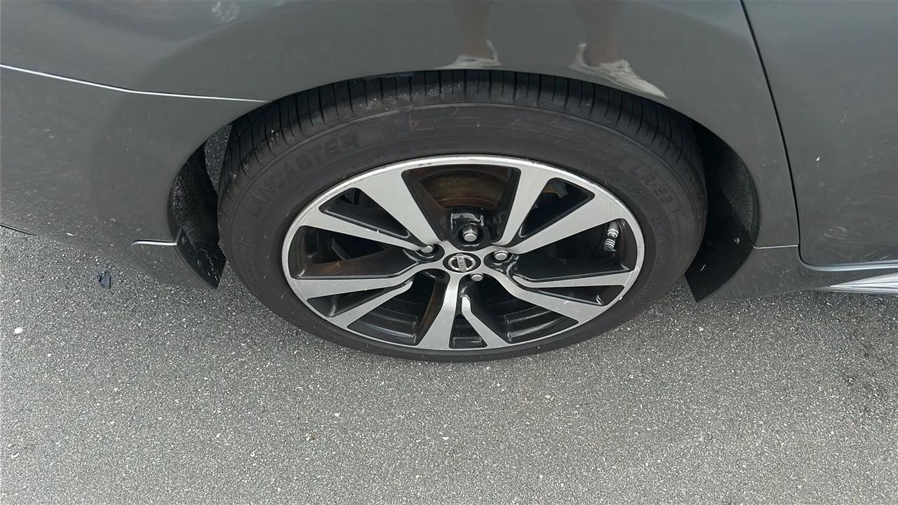 Nissan Maxima  2016