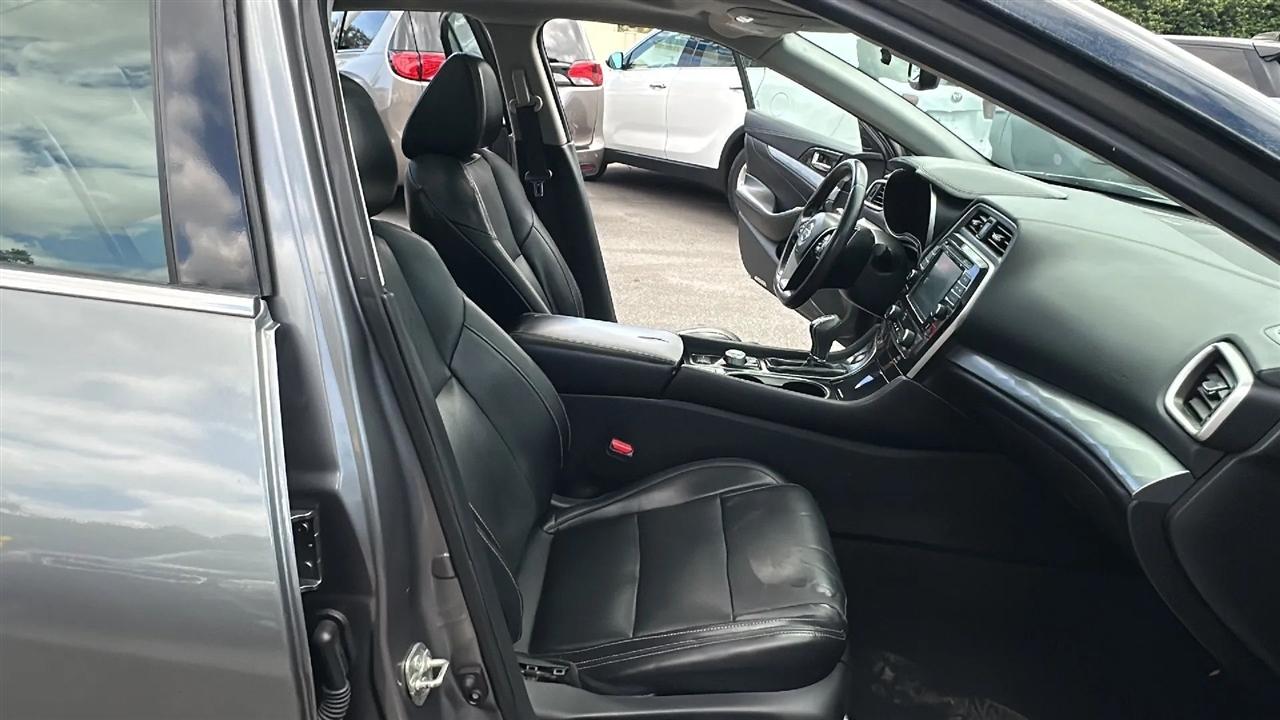 Nissan Maxima  2016