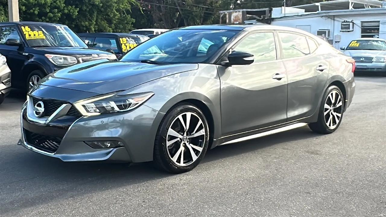 Nissan Maxima  2016