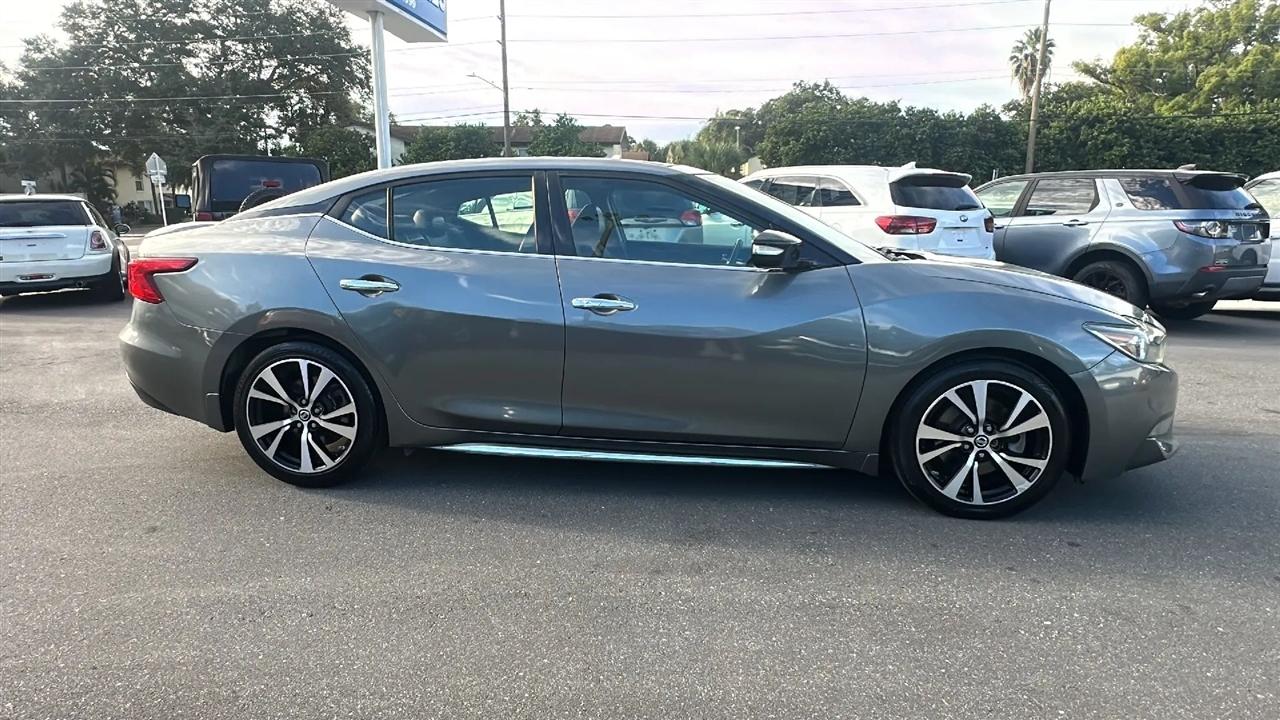 Nissan Maxima  2016