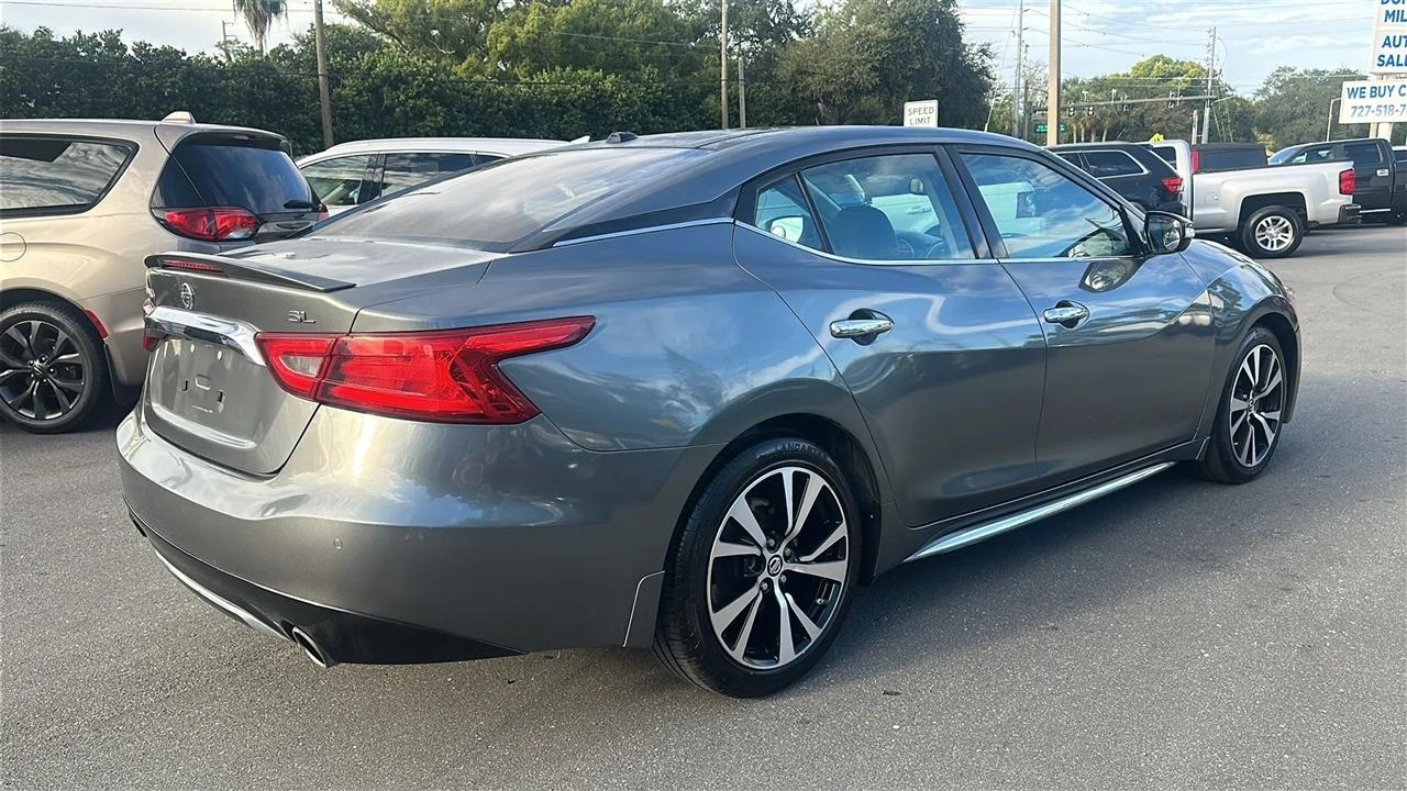 Nissan Maxima  2016