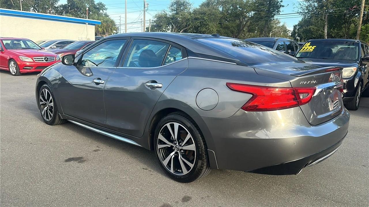 Nissan Maxima  2016