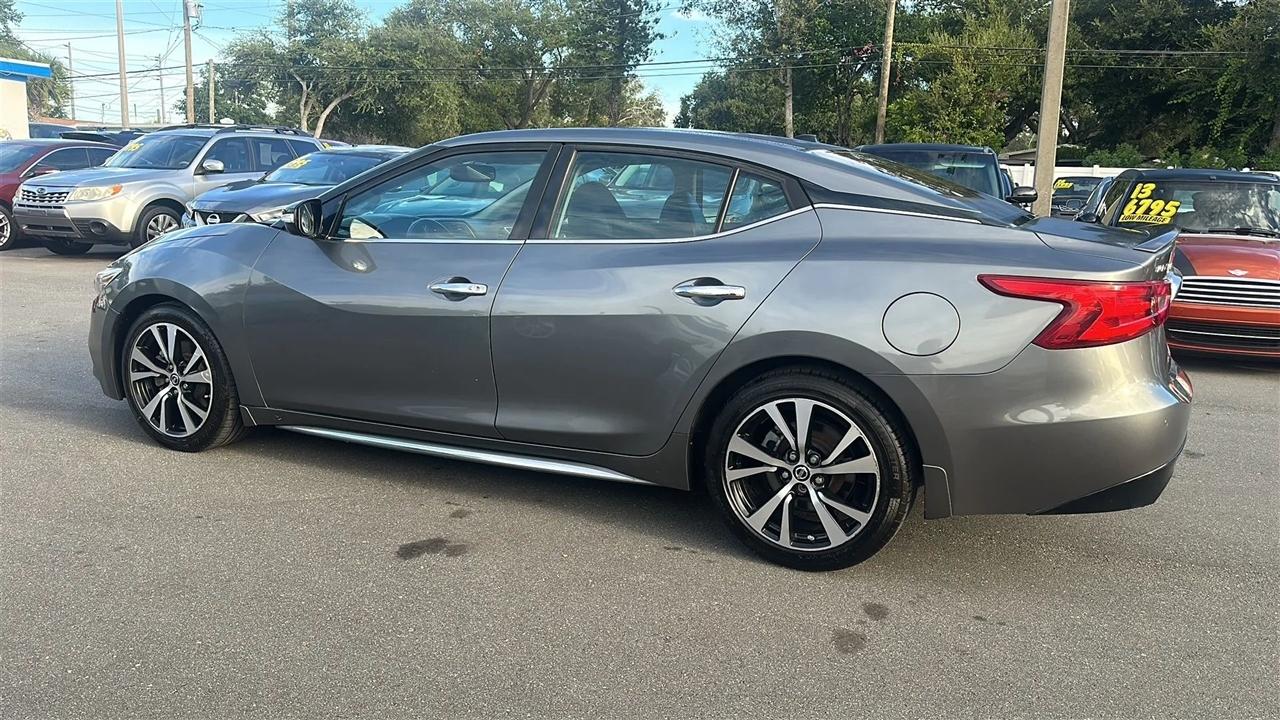 Nissan Maxima  2016