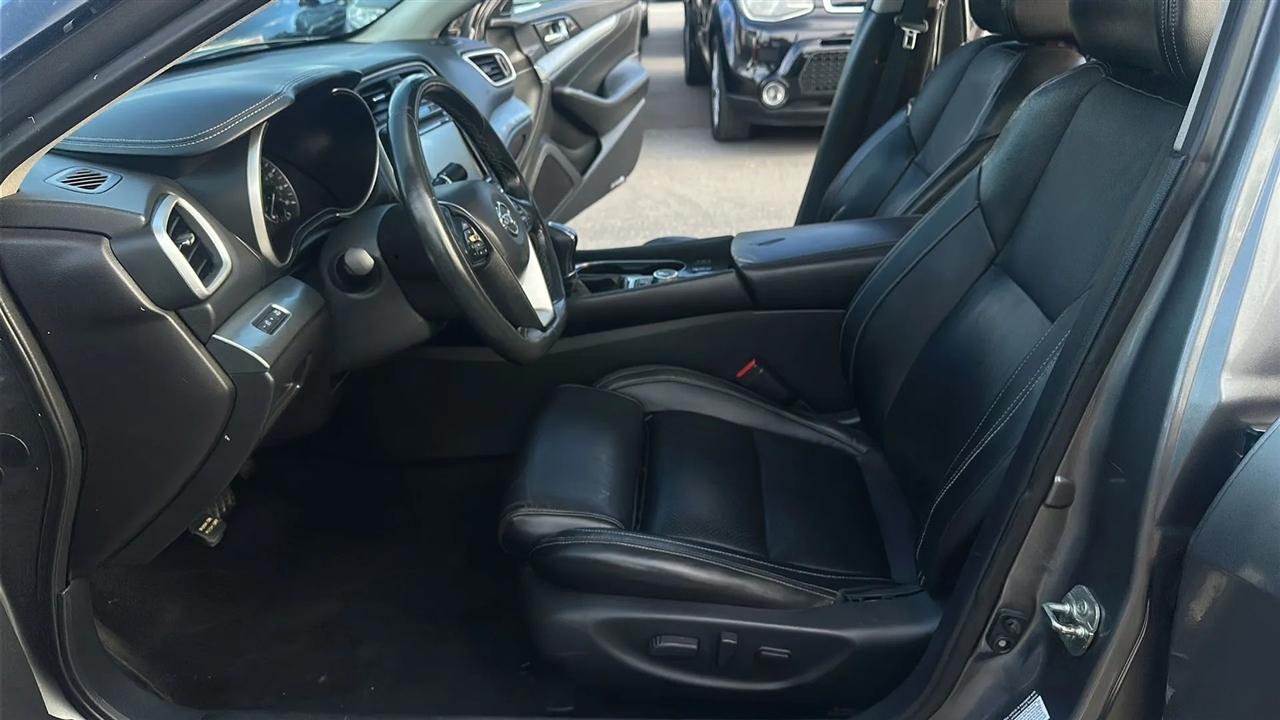Nissan Maxima  2016