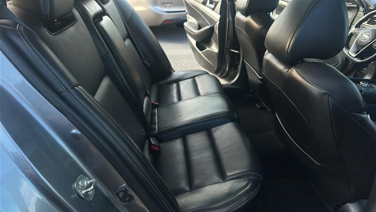 Nissan Maxima  2016