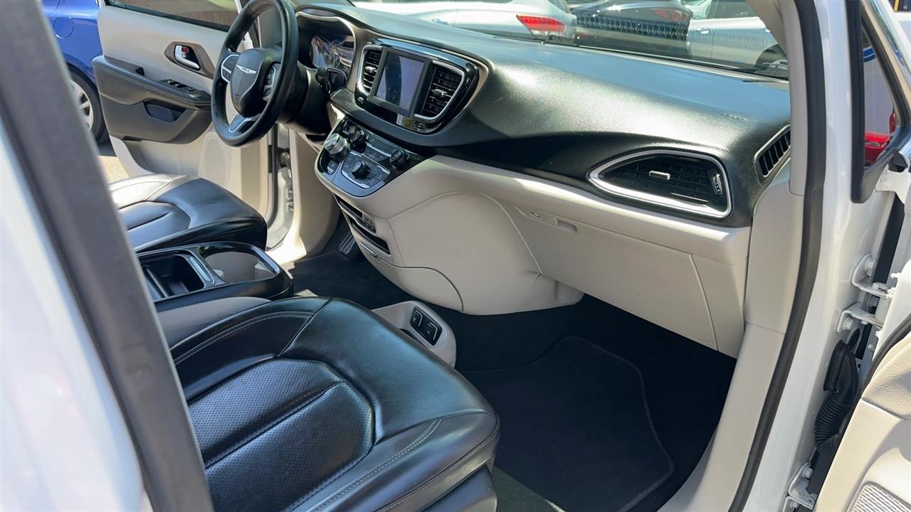 Chrysler Voyager LXI FWD 2020