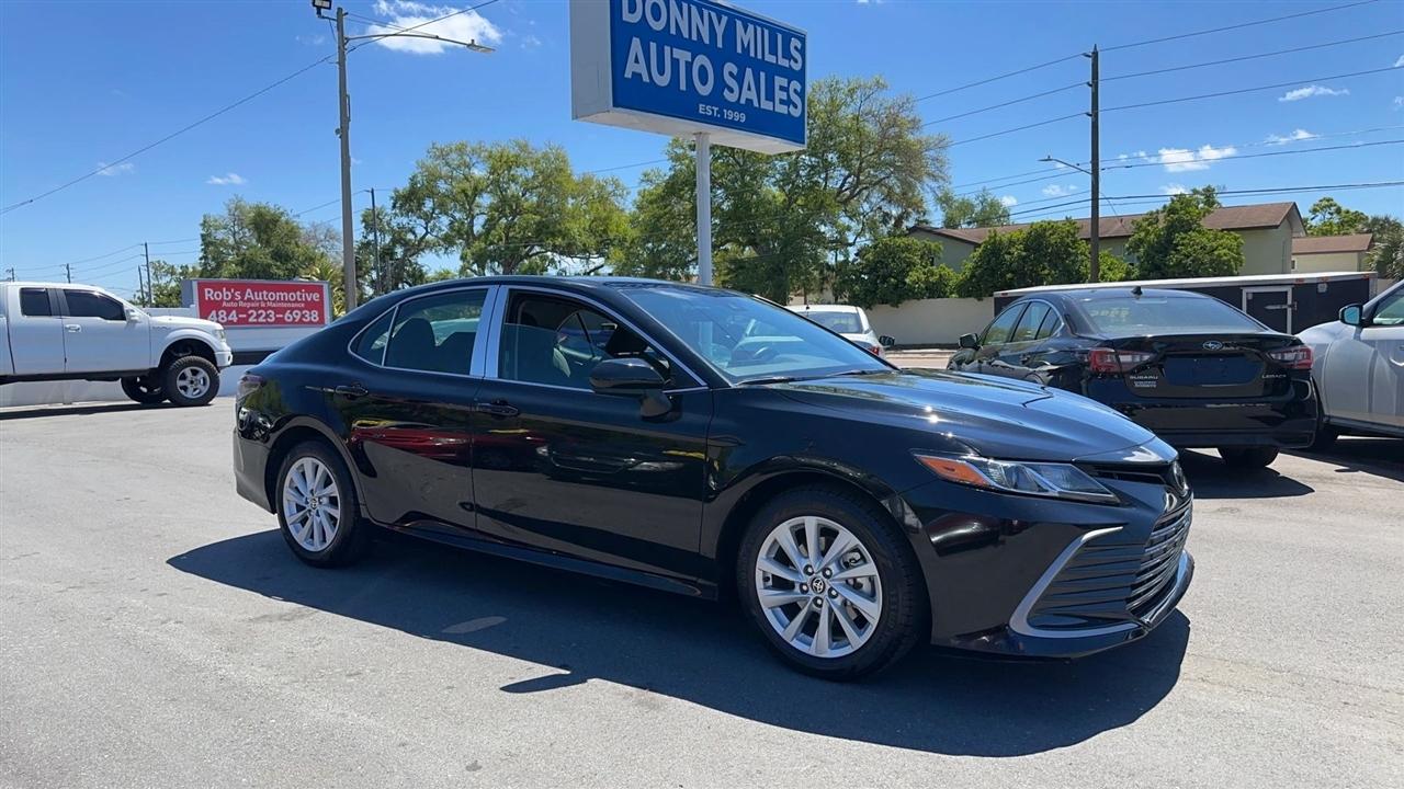 Toyota Camry LE Auto (Natl) 2024