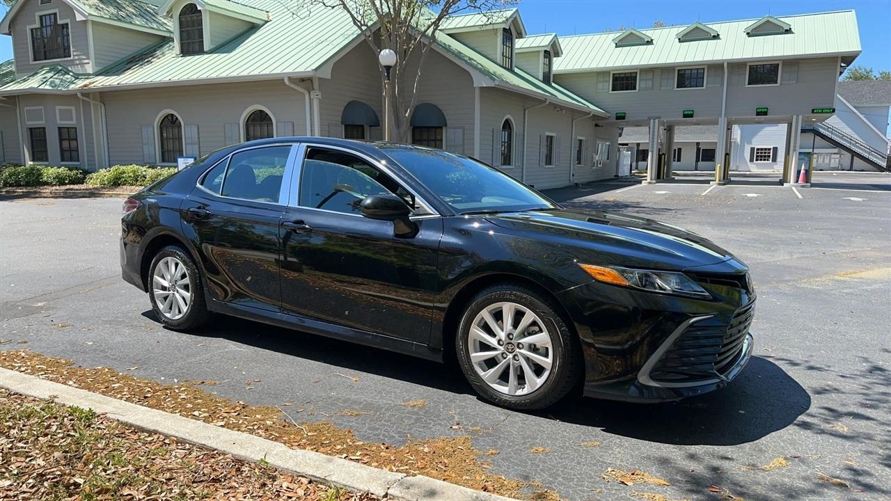 Toyota Camry LE Auto (Natl) 2024