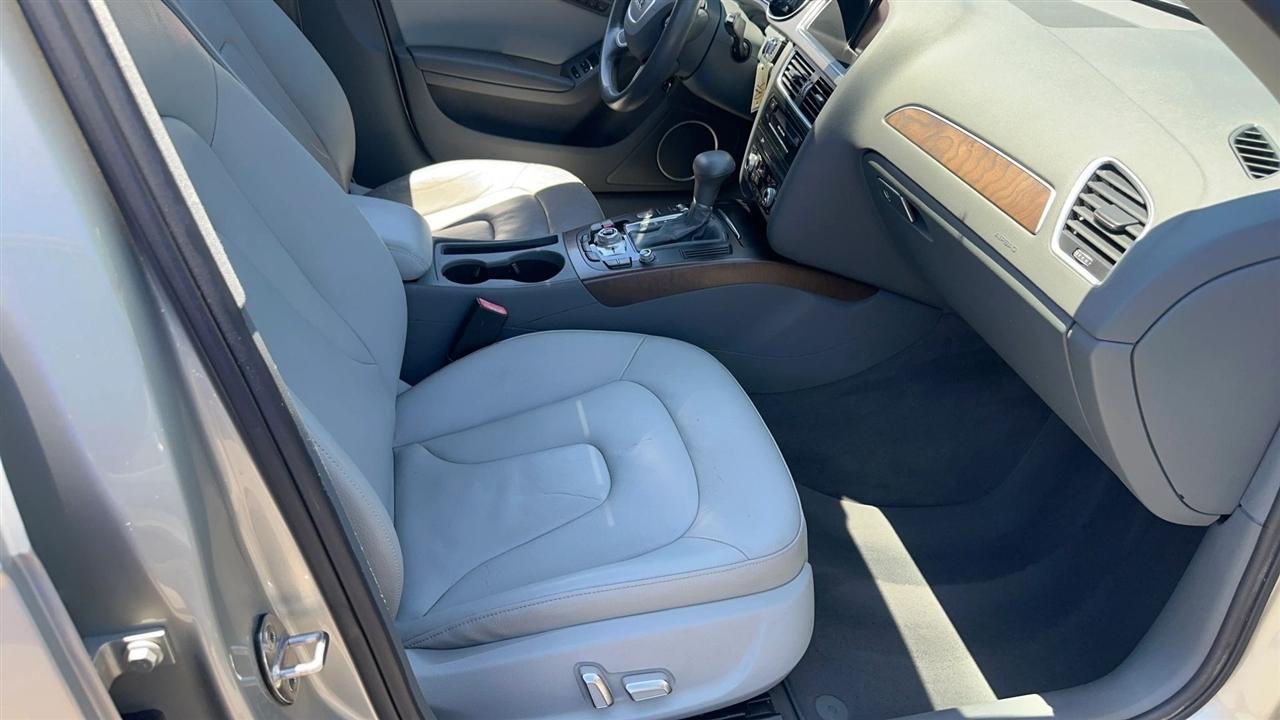 Audi A4 4dr Sdn CVT FrontTrak 2.0T Premium Plus 2014