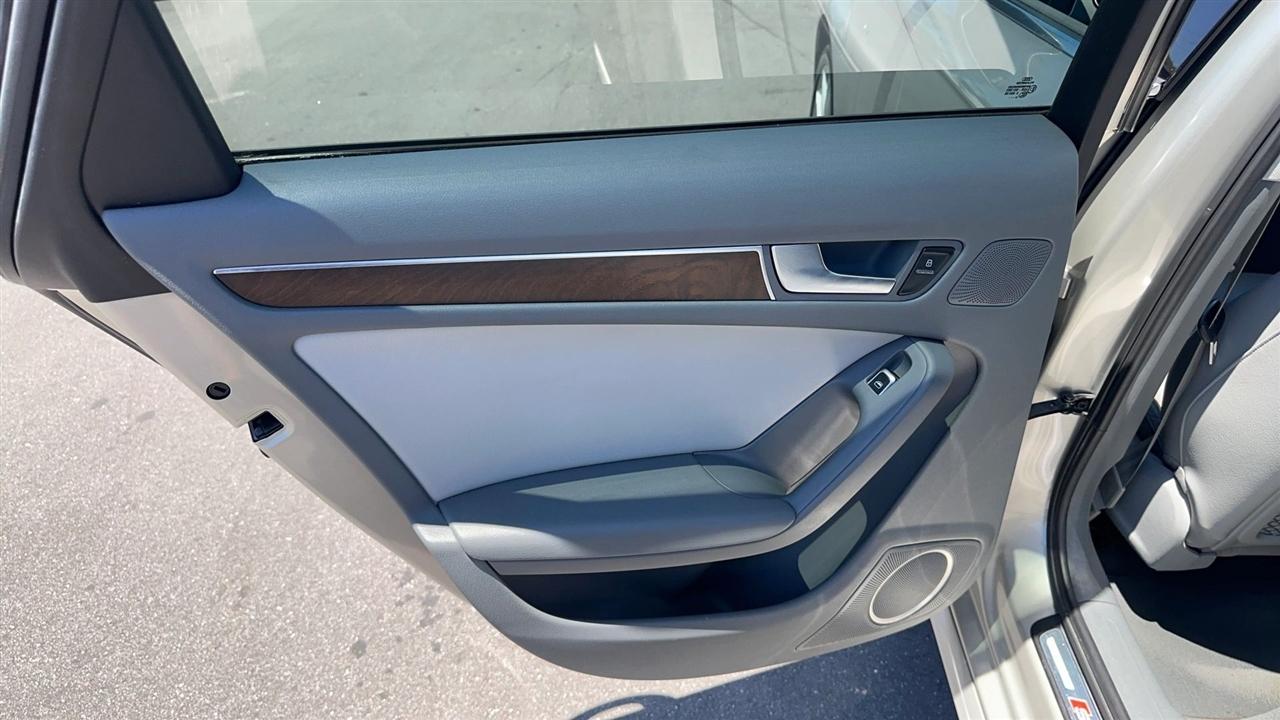 Audi A4 4dr Sdn CVT FrontTrak 2.0T Premium Plus 2014