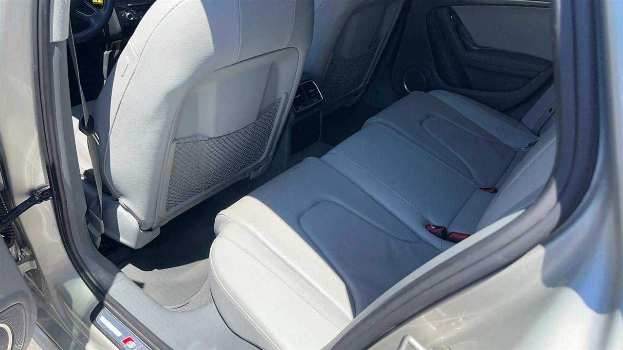 Audi A4 4dr Sdn CVT FrontTrak 2.0T Premium Plus 2014