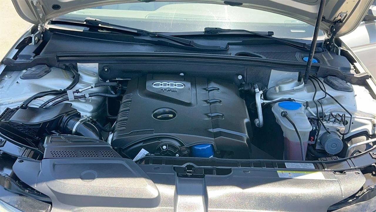 Audi A4 4dr Sdn CVT FrontTrak 2.0T Premium Plus 2014