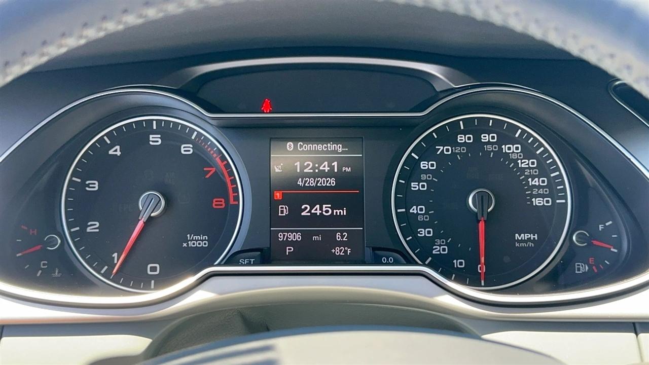 Audi A4 4dr Sdn CVT FrontTrak 2.0T Premium Plus 2014