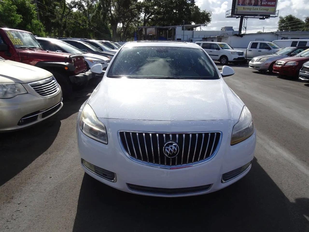 Buick Regal 4dr Sdn CXL RL2 (Russelsheim) *Ltd Avail* 2011