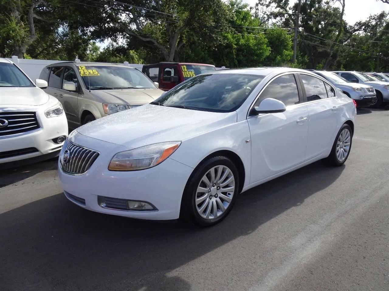 Buick Regal 4dr Sdn CXL RL2 (Russelsheim) *Ltd Avail* 2011