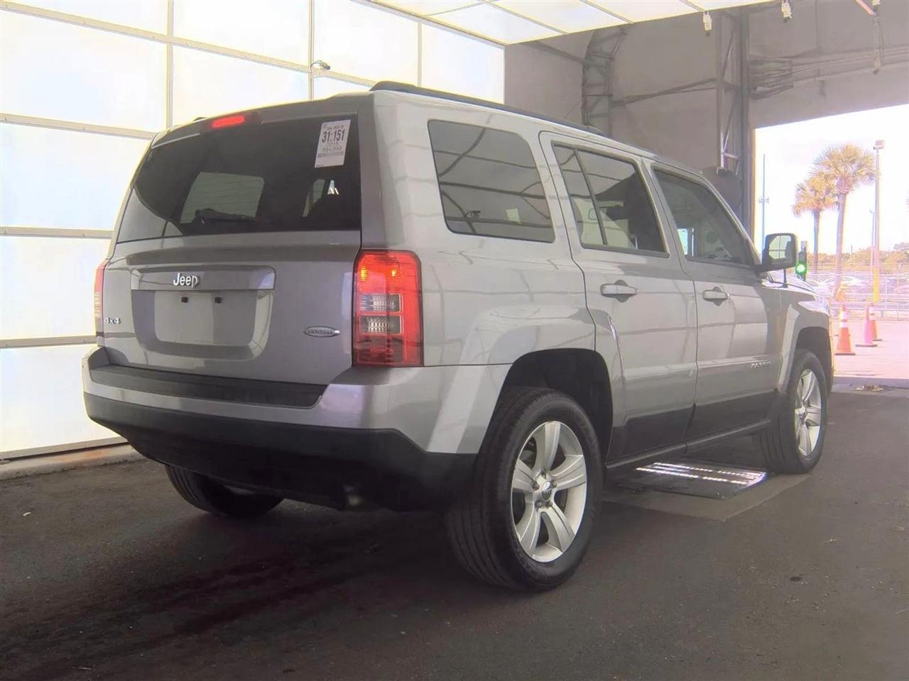 Jeep Patriot 4WD 4dr Latitude 2015