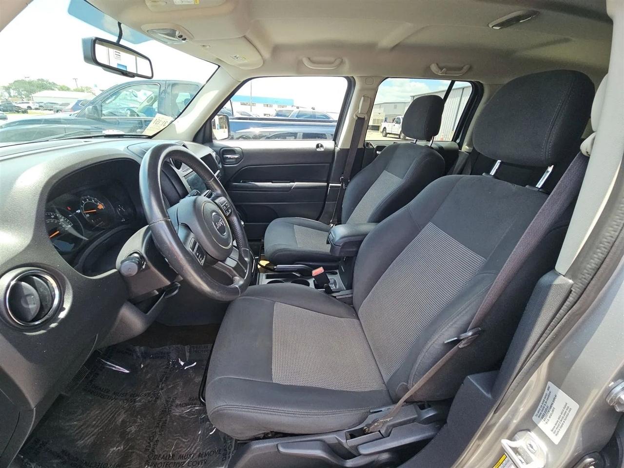 Jeep Patriot 4WD 4dr Latitude 2015