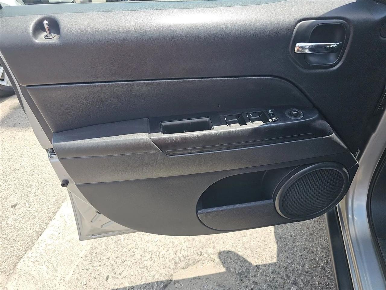 Jeep Patriot 4WD 4dr Latitude 2015