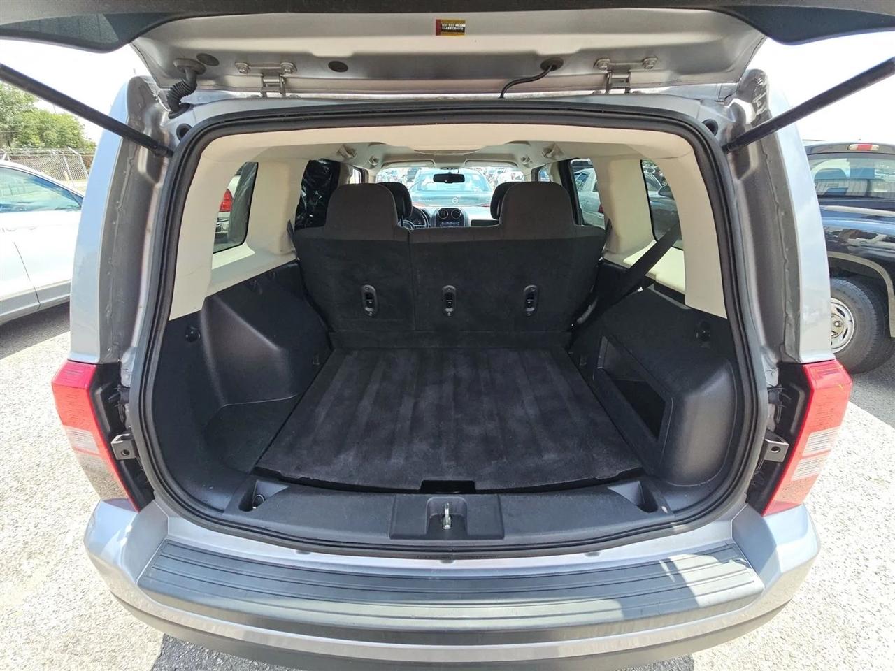 Jeep Patriot 4WD 4dr Latitude 2015