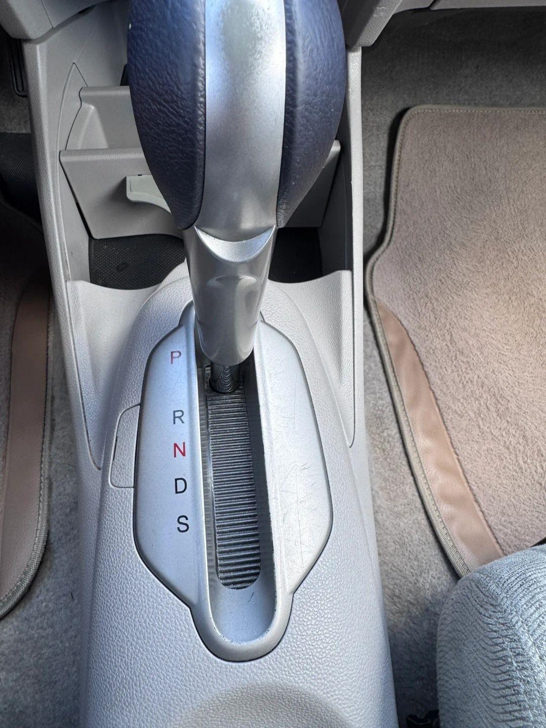 Honda Insight 5dr CVT EX 2010