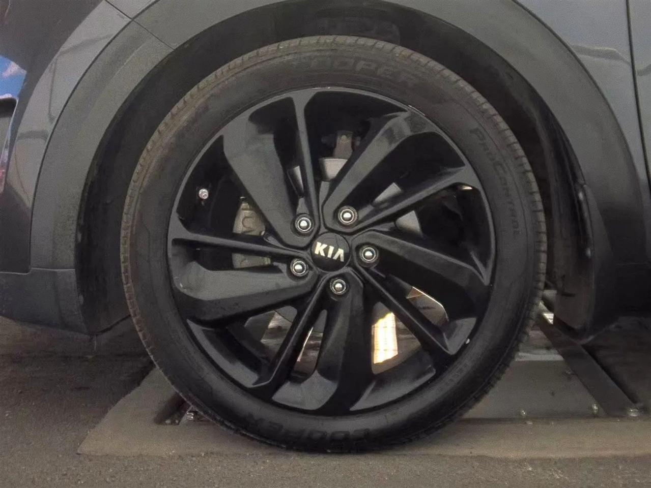 Kia Niro EX FWD 2018