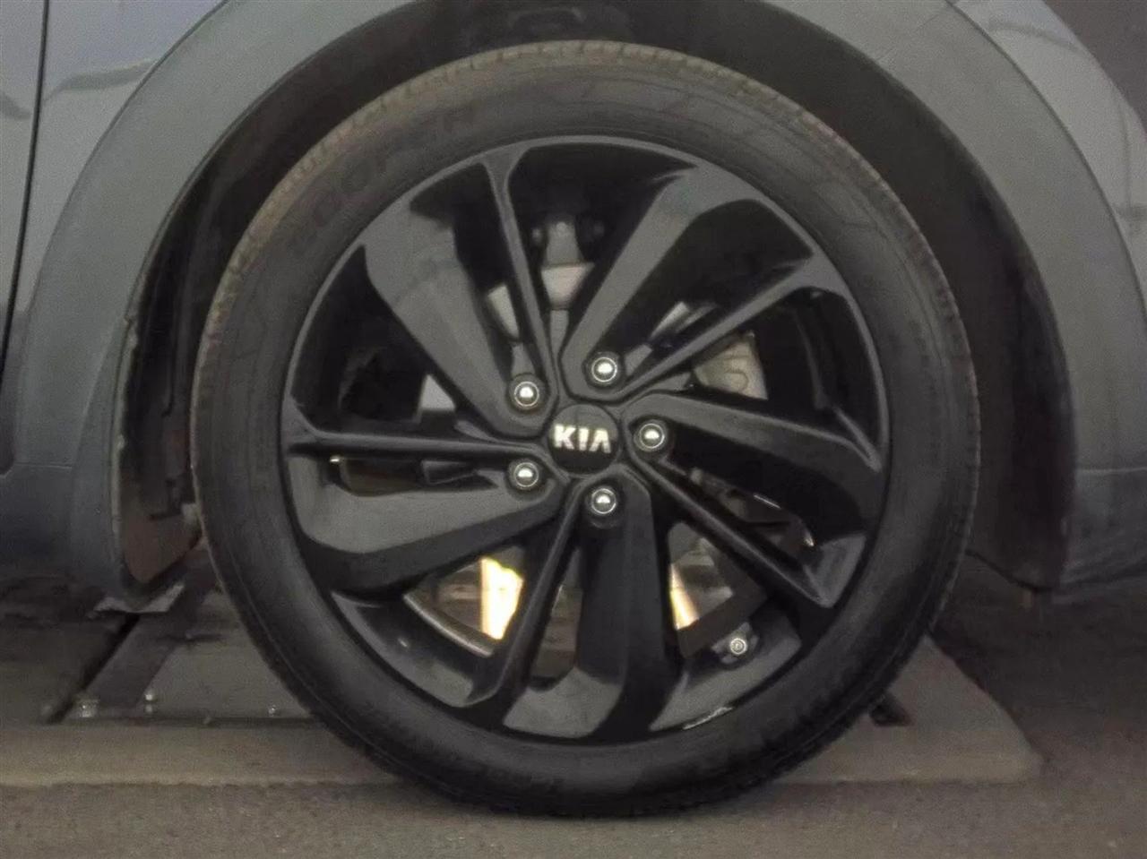 Kia Niro EX FWD 2018