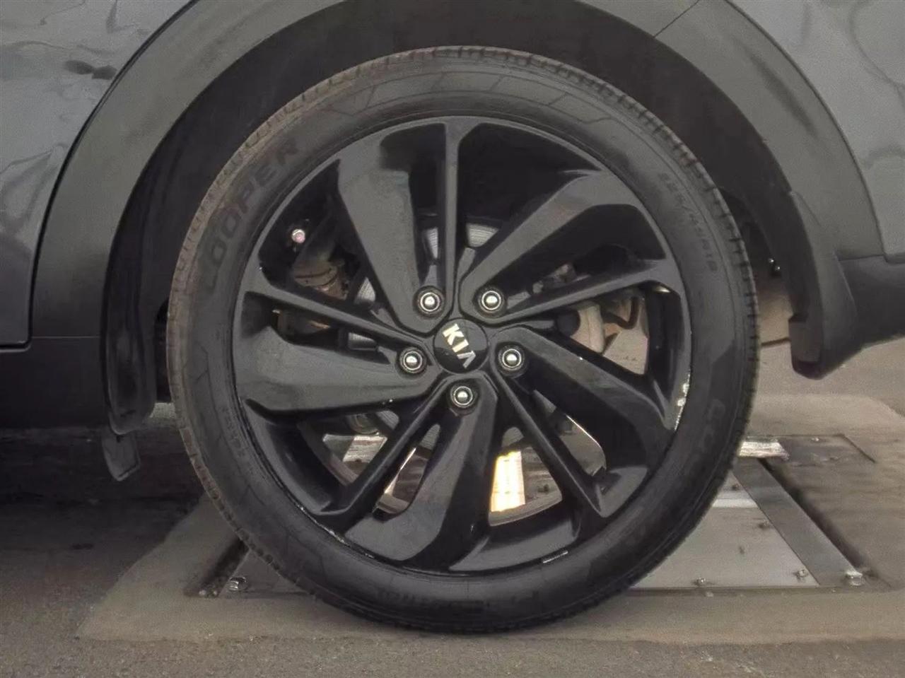 Kia Niro EX FWD 2018