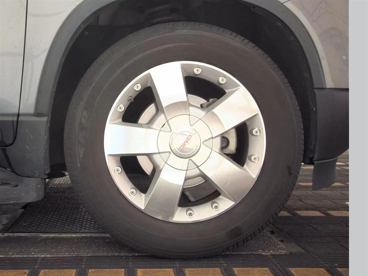 GMC Acadia FWD 4dr SLT2 2008
