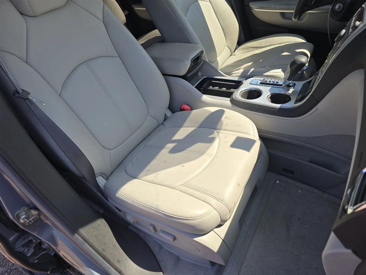 GMC Acadia FWD 4dr SLT2 2008