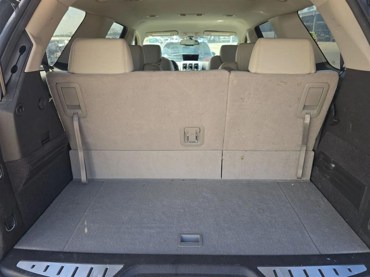 GMC Acadia FWD 4dr SLT2 2008