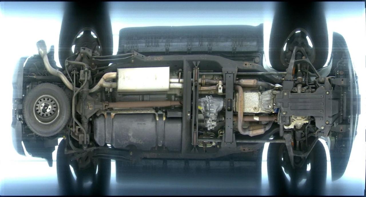 GMC Yukon Denali 4dr AWD 2002