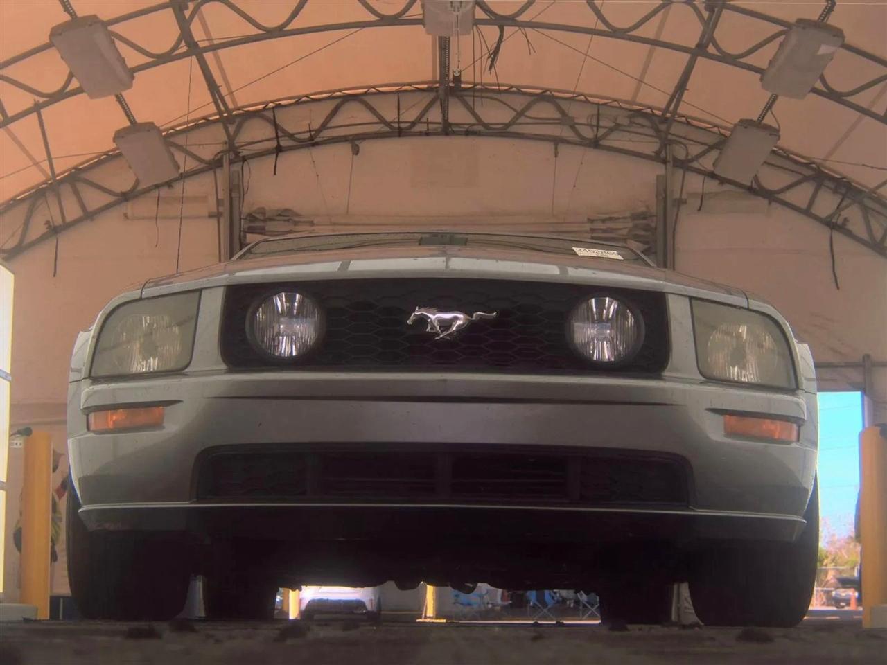 Ford Mustang 2dr Cpe GT Deluxe 2007