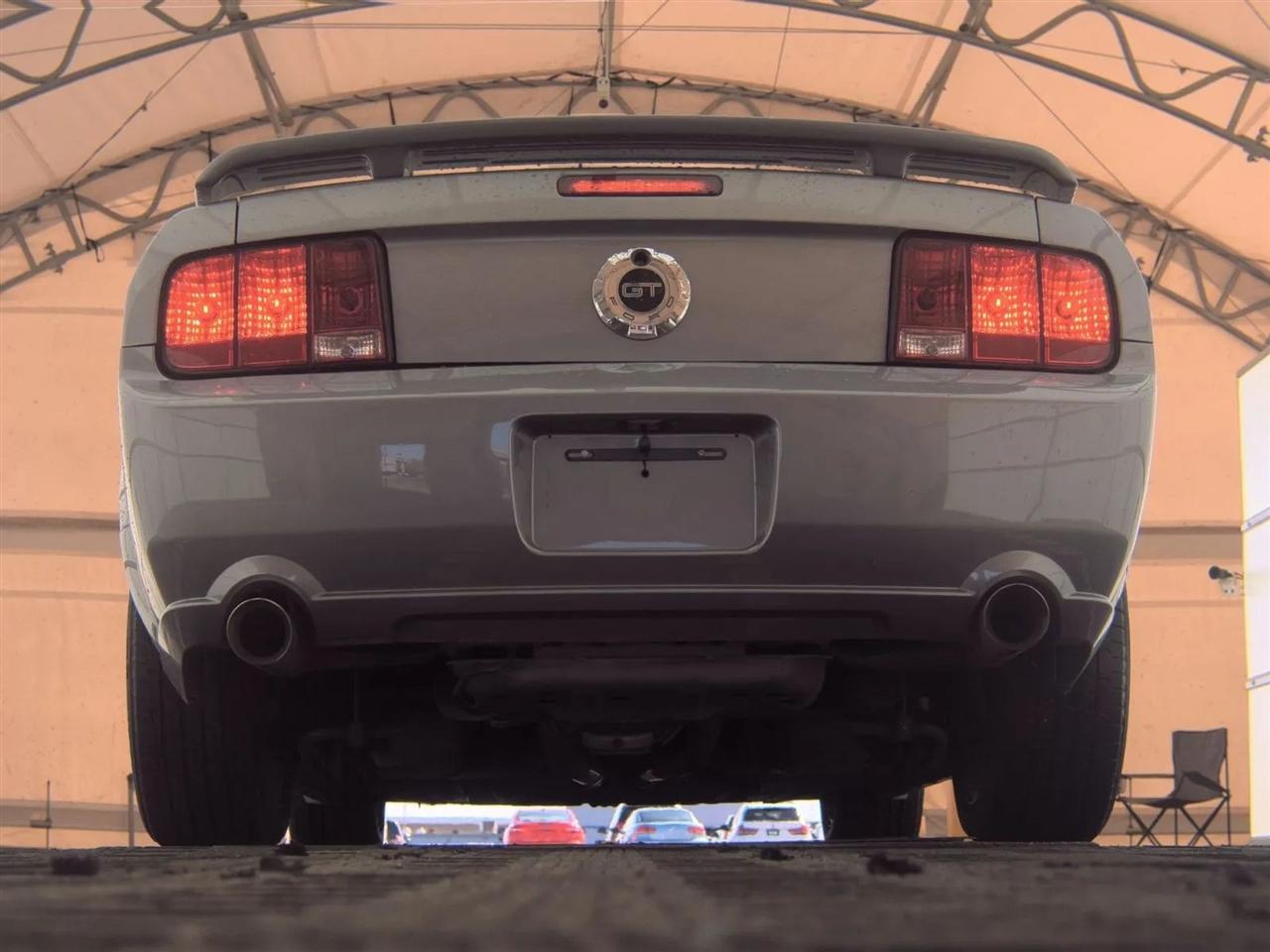Ford Mustang 2dr Cpe GT Deluxe 2007