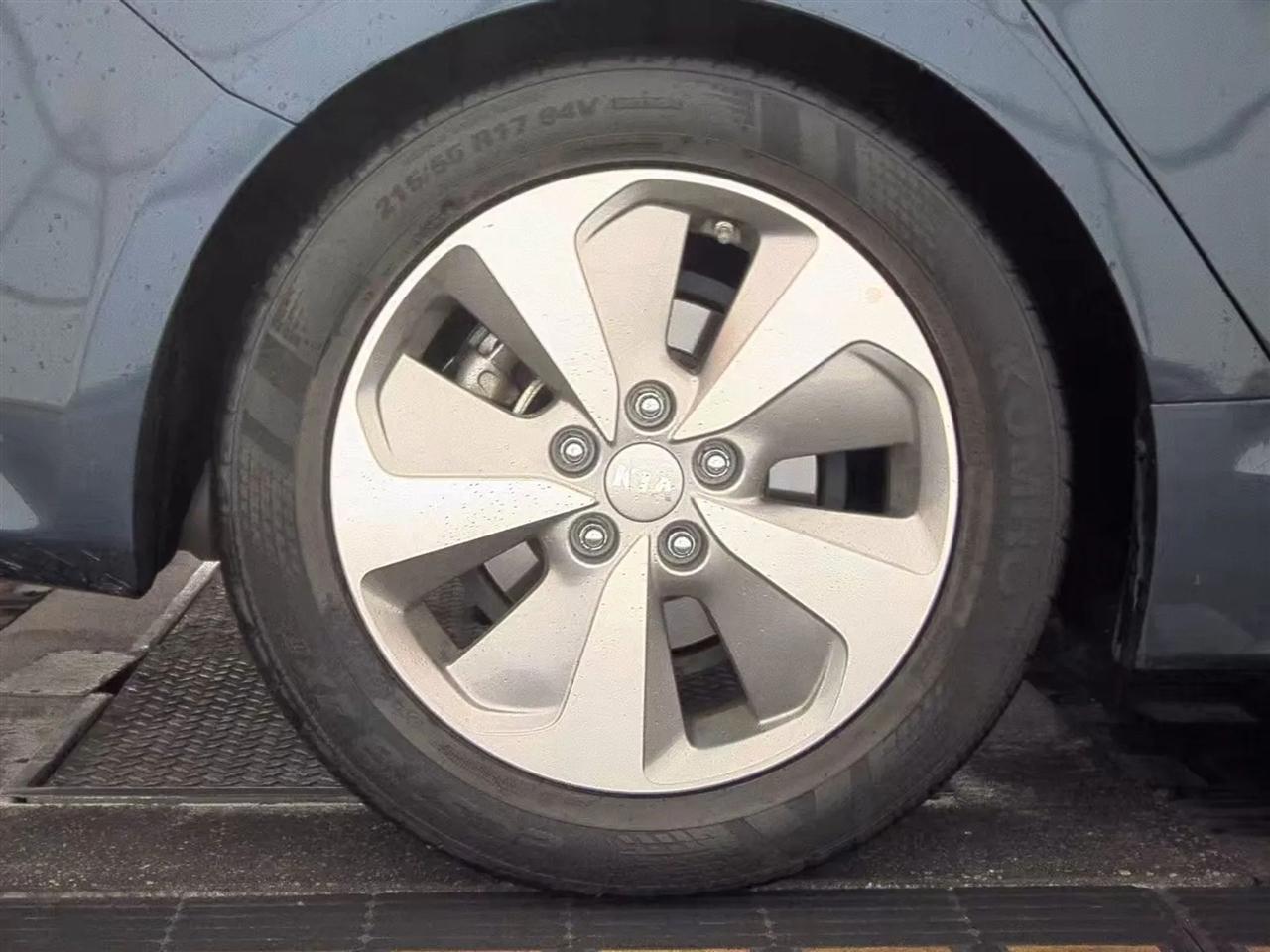 Kia Optima Hybrid 4dr Sdn EX 2015