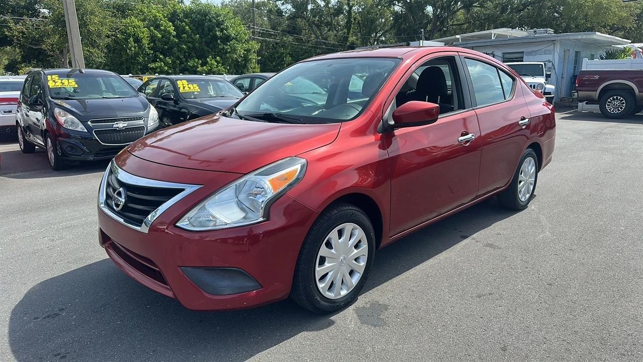 Nissan Versa Sedan SV CVT 2019