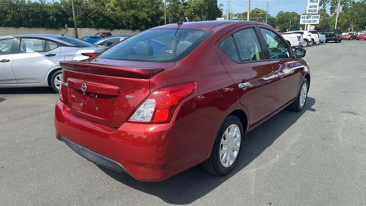 Nissan Versa Sedan SV CVT 2019