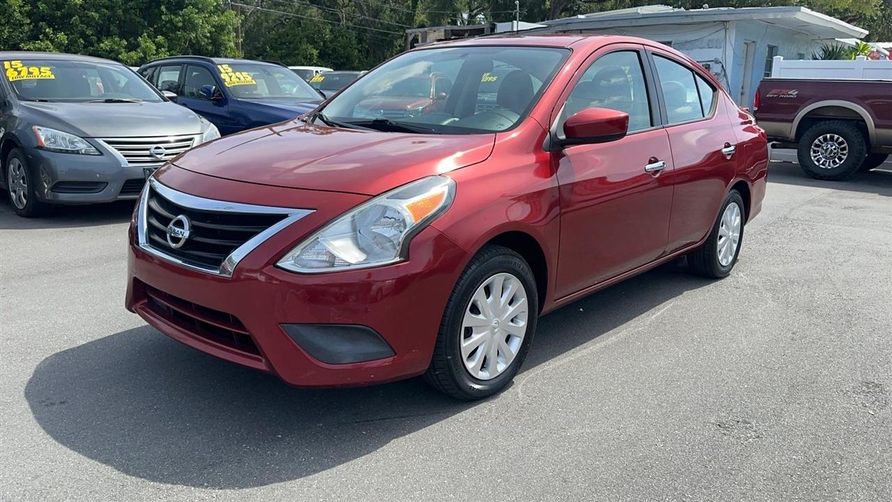 Nissan Versa Sedan SV CVT 2019