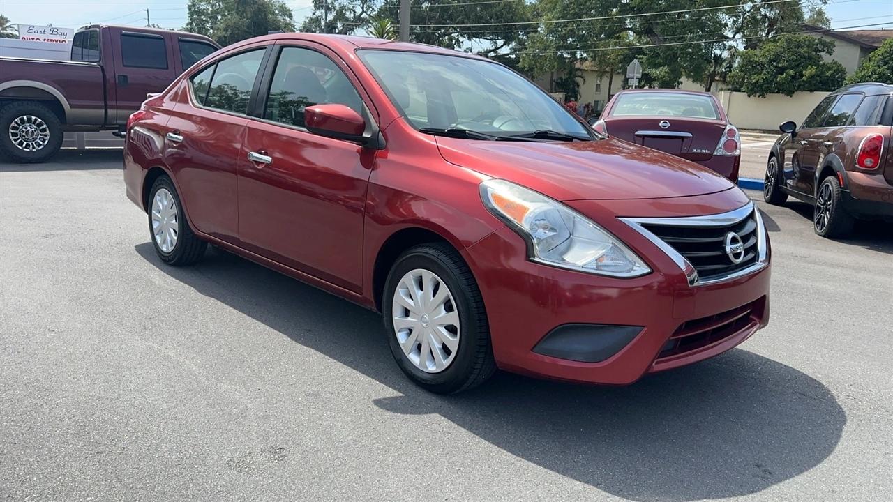 Nissan Versa Sedan SV CVT 2019