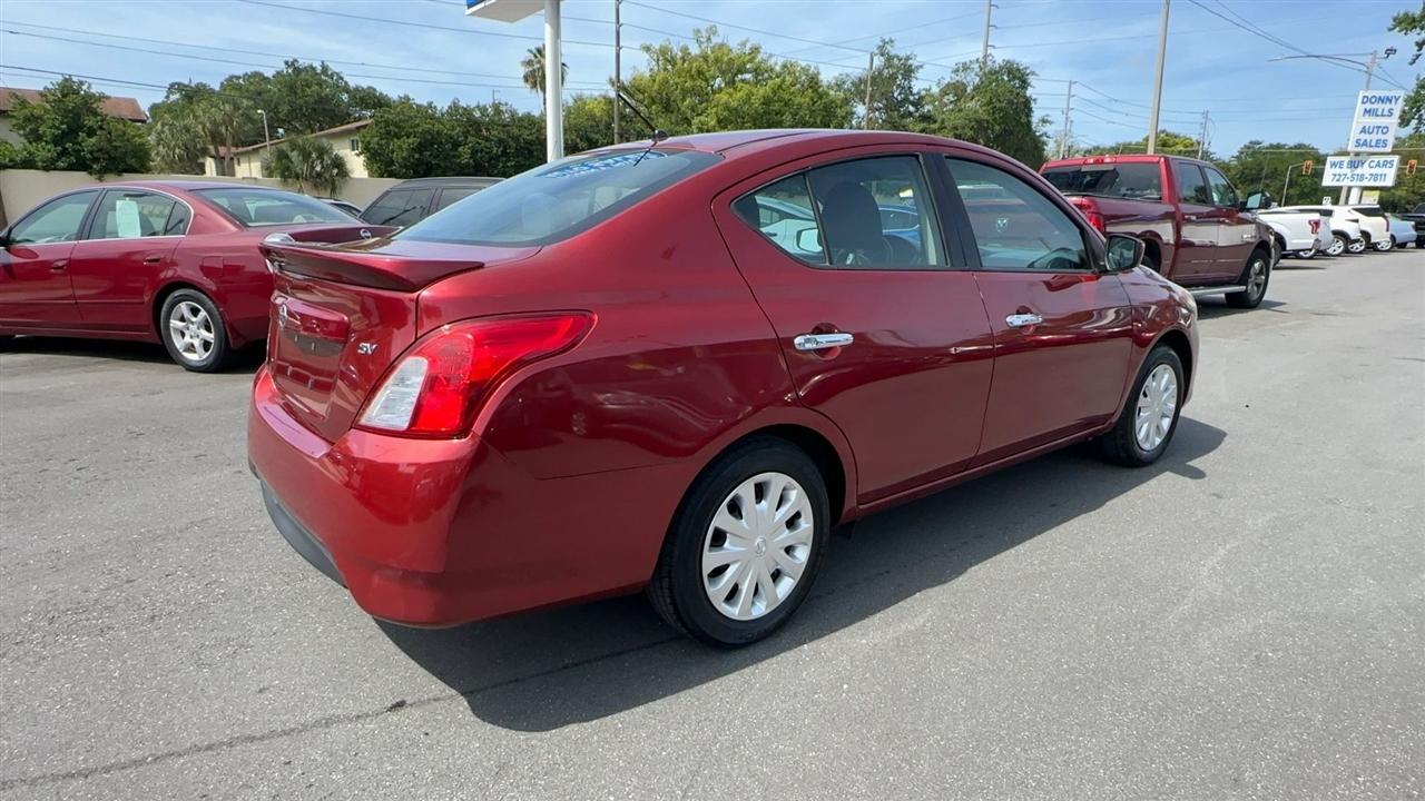 Nissan Versa Sedan SV CVT 2019