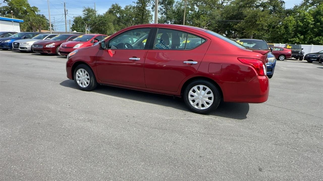 Nissan Versa Sedan SV CVT 2019