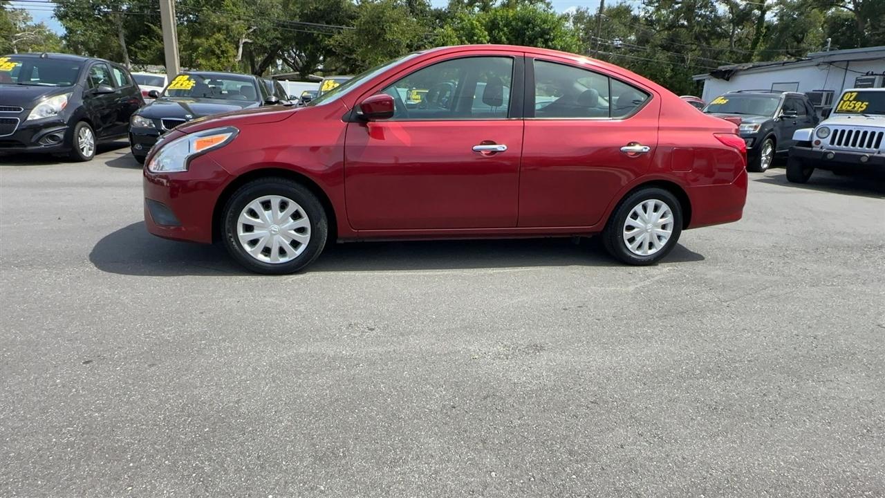 Nissan Versa Sedan SV CVT 2019