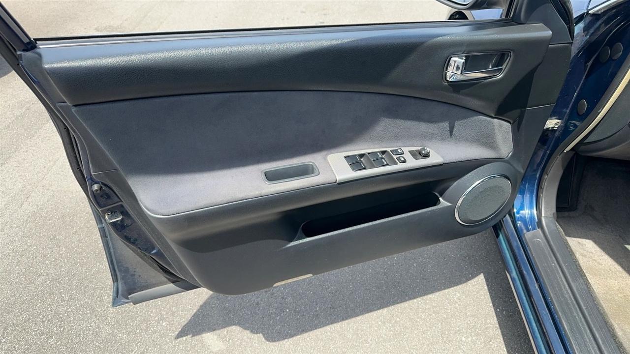 Nissan Altima 4dr Sdn I4 Manual 2.5 2005