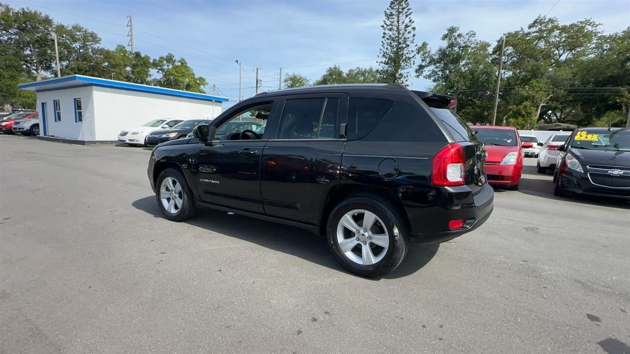 Jeep Compass FWD 4dr Latitude 2011