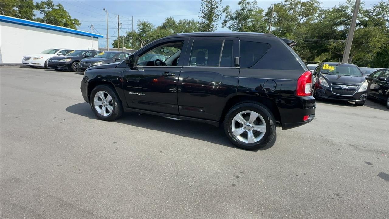 Jeep Compass FWD 4dr Latitude 2011