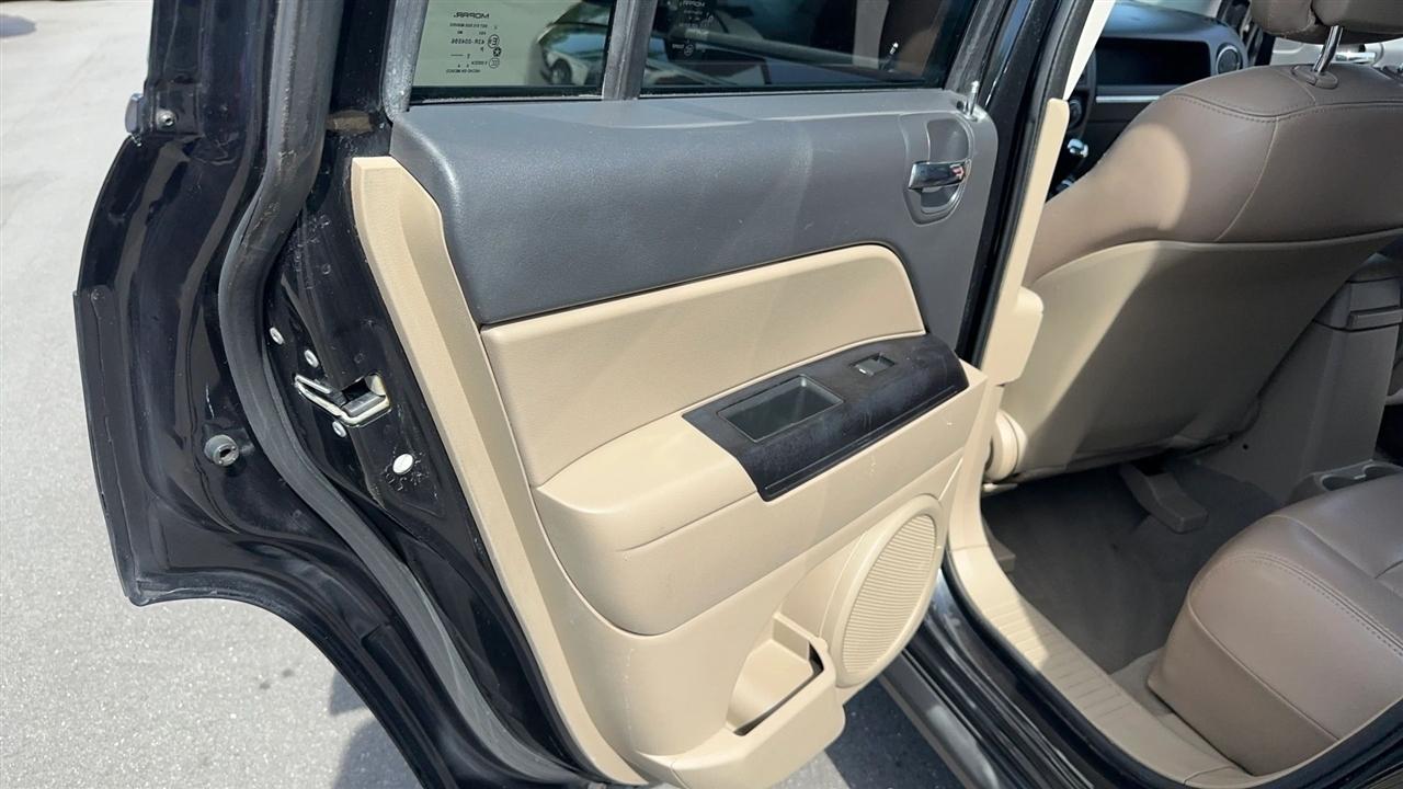 Jeep Compass FWD 4dr Latitude 2011