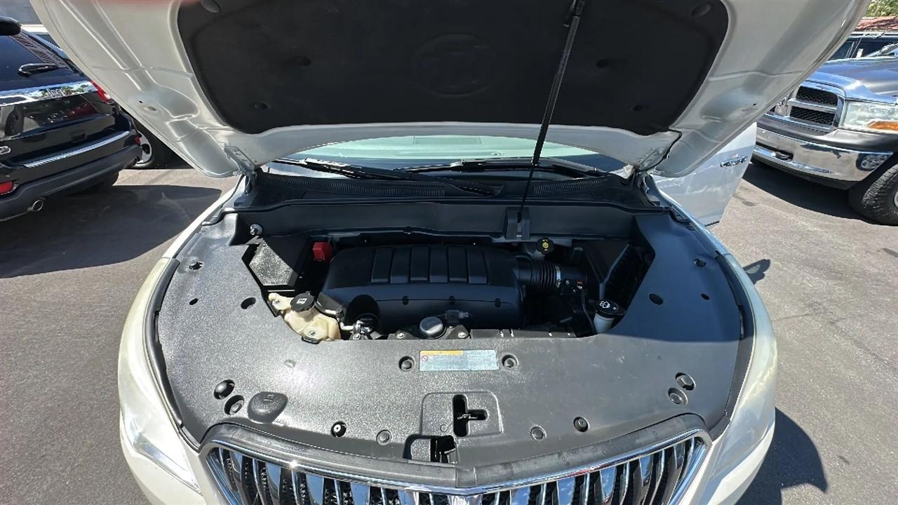 Buick Enclave FWD 4dr Leather 2013