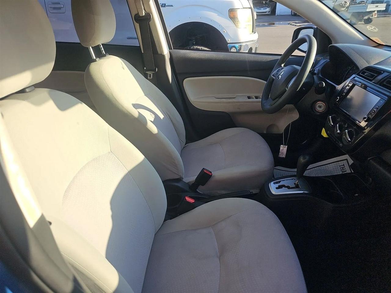 Mitsubishi Mirage G4 ES CVT 2018