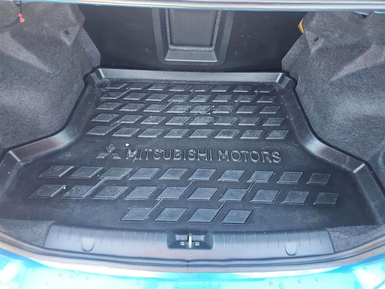 Mitsubishi Mirage G4 ES CVT 2018