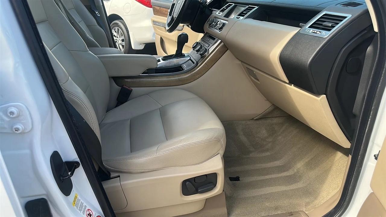Land Rover Range Rover Sport 4WD 4dr HSE 2012